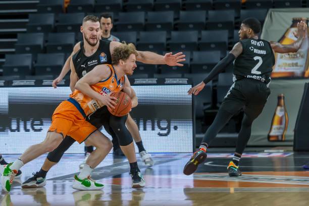 鼓舞意义的 鼓舞意义的